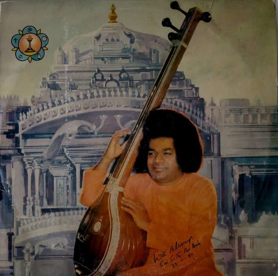 Bhagwan Satya Sai Baba's Divine Life Story (Telugu) – Vinyl World