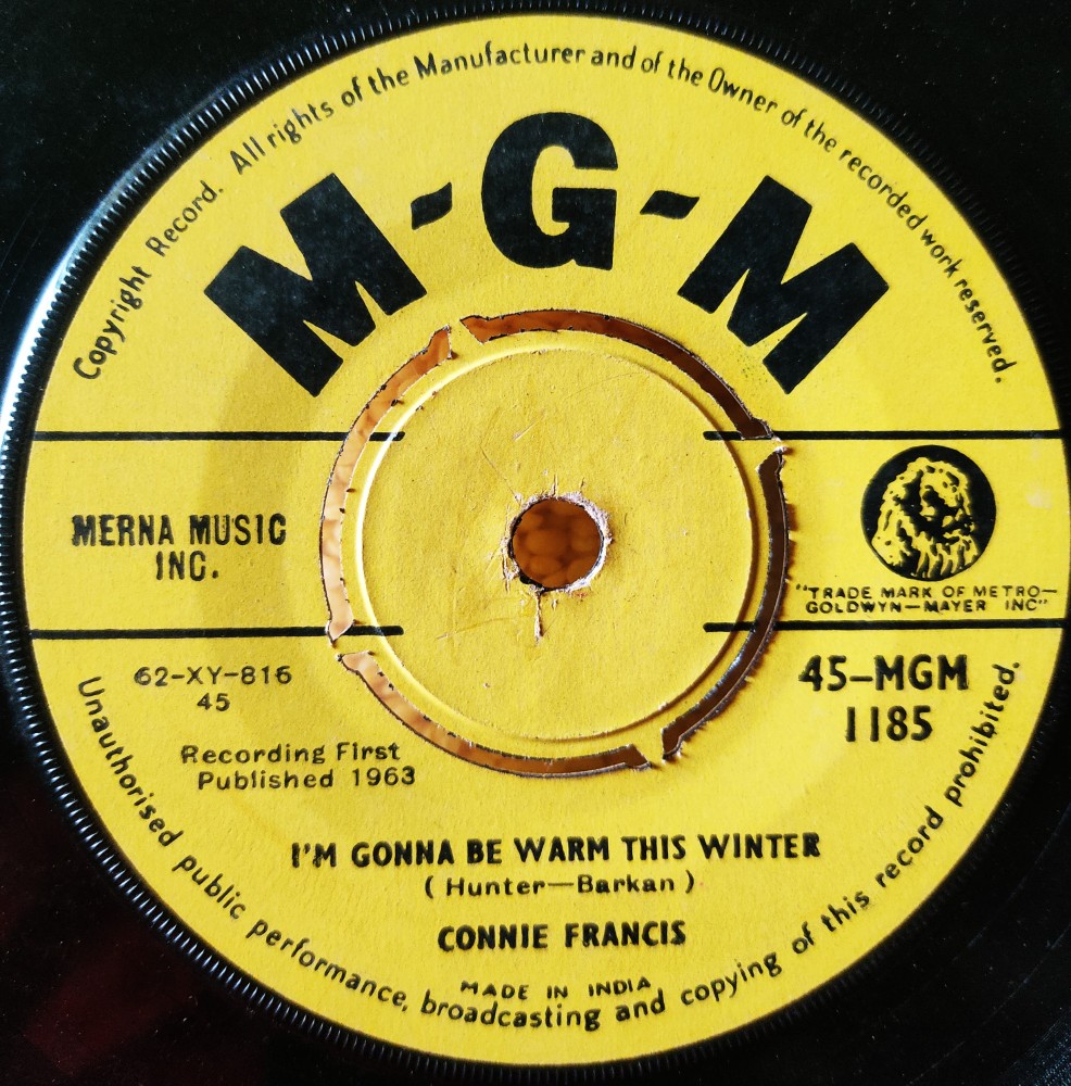 Connie Francis : Pretty Little Baby/I'm Gonna Be Warm This Winter